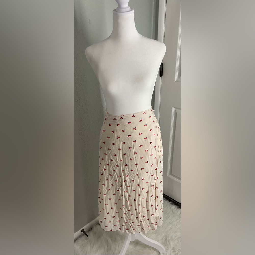 Rouje Cream and Red Pleated Midi Skirt